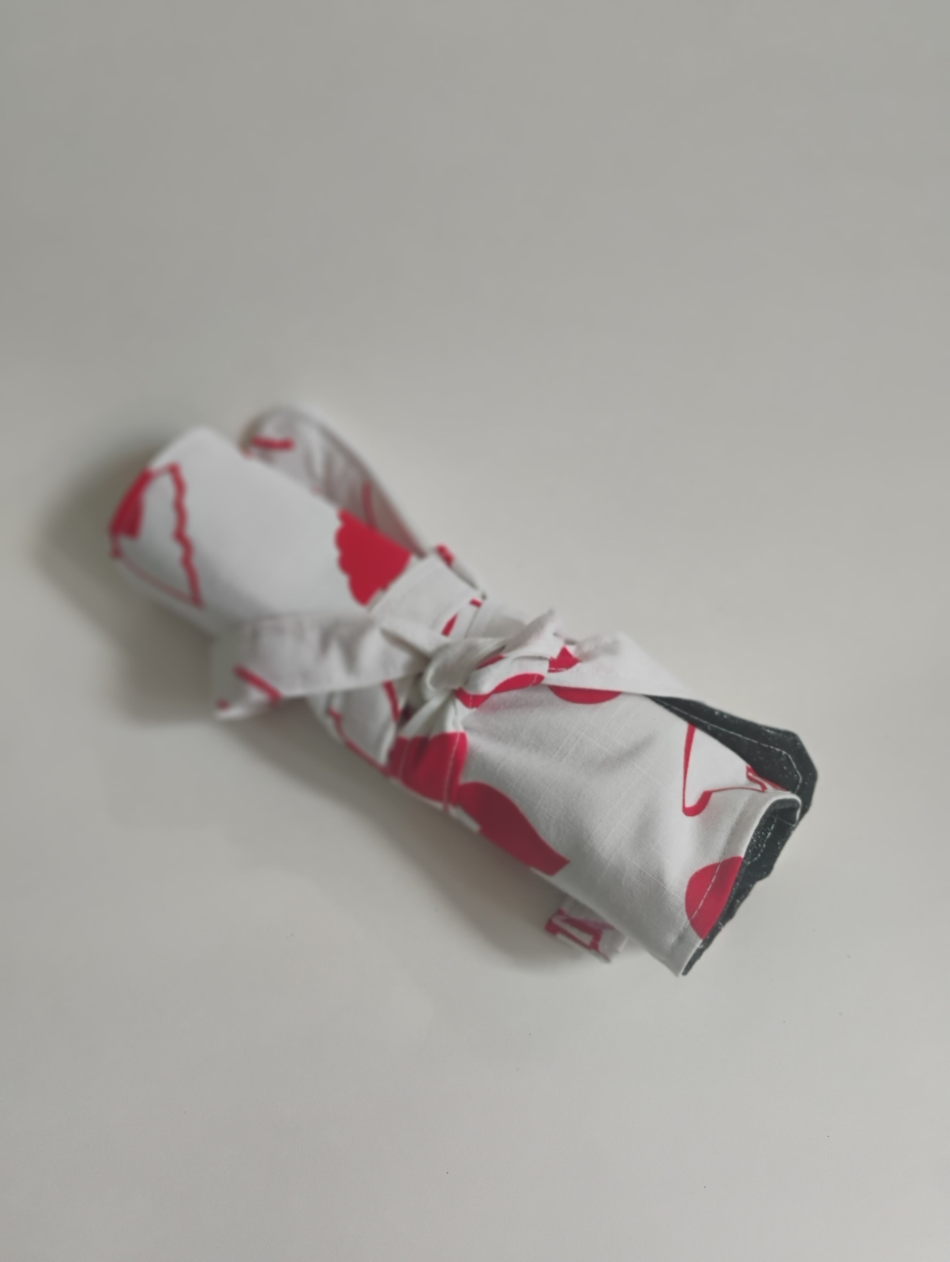 Travel Roll up make up organizer